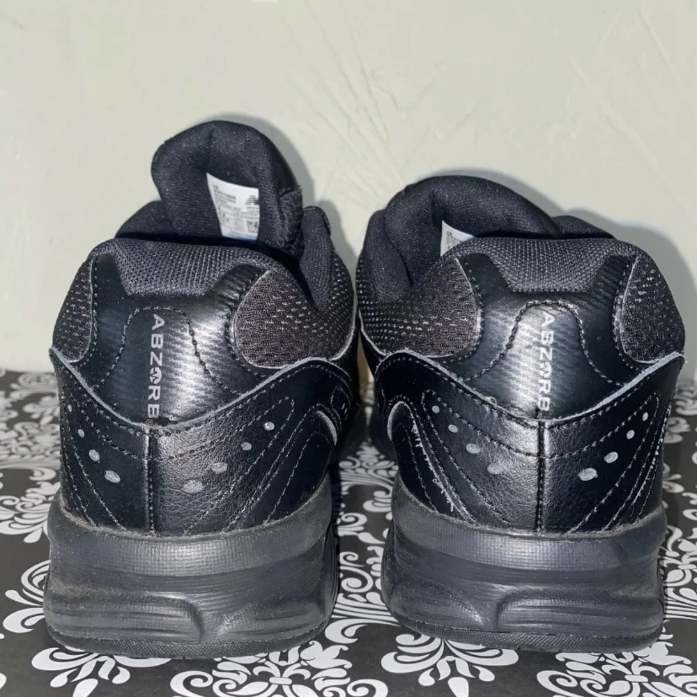 SOLD!!!  New Balance Sneakers - Picture 4 of 7